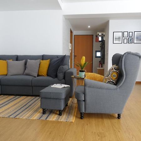 Em-Charming Apartment ปอนตาเดลกาดา ภายนอก รูปภาพ