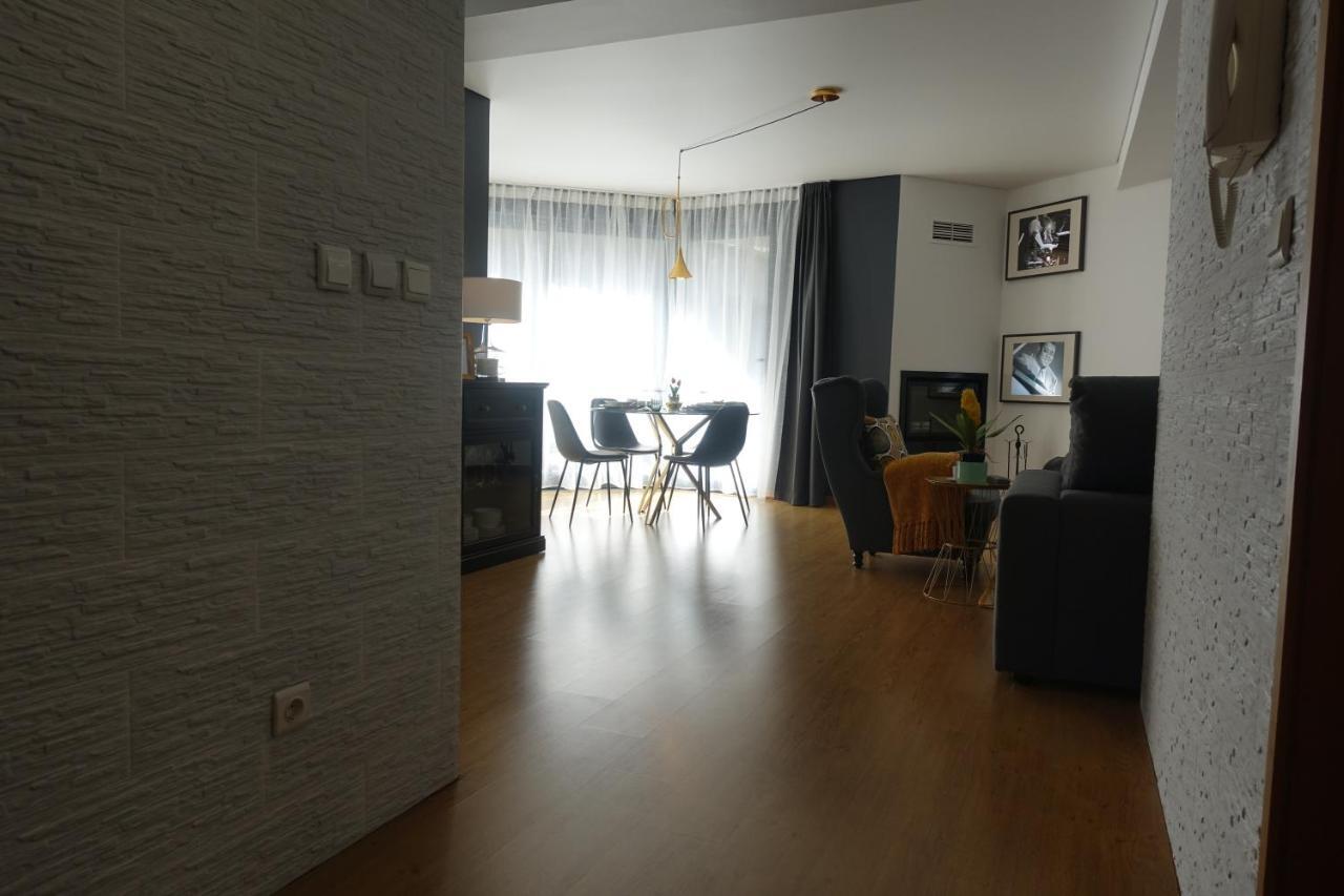 Em-Charming Apartment ปอนตาเดลกาดา ภายนอก รูปภาพ