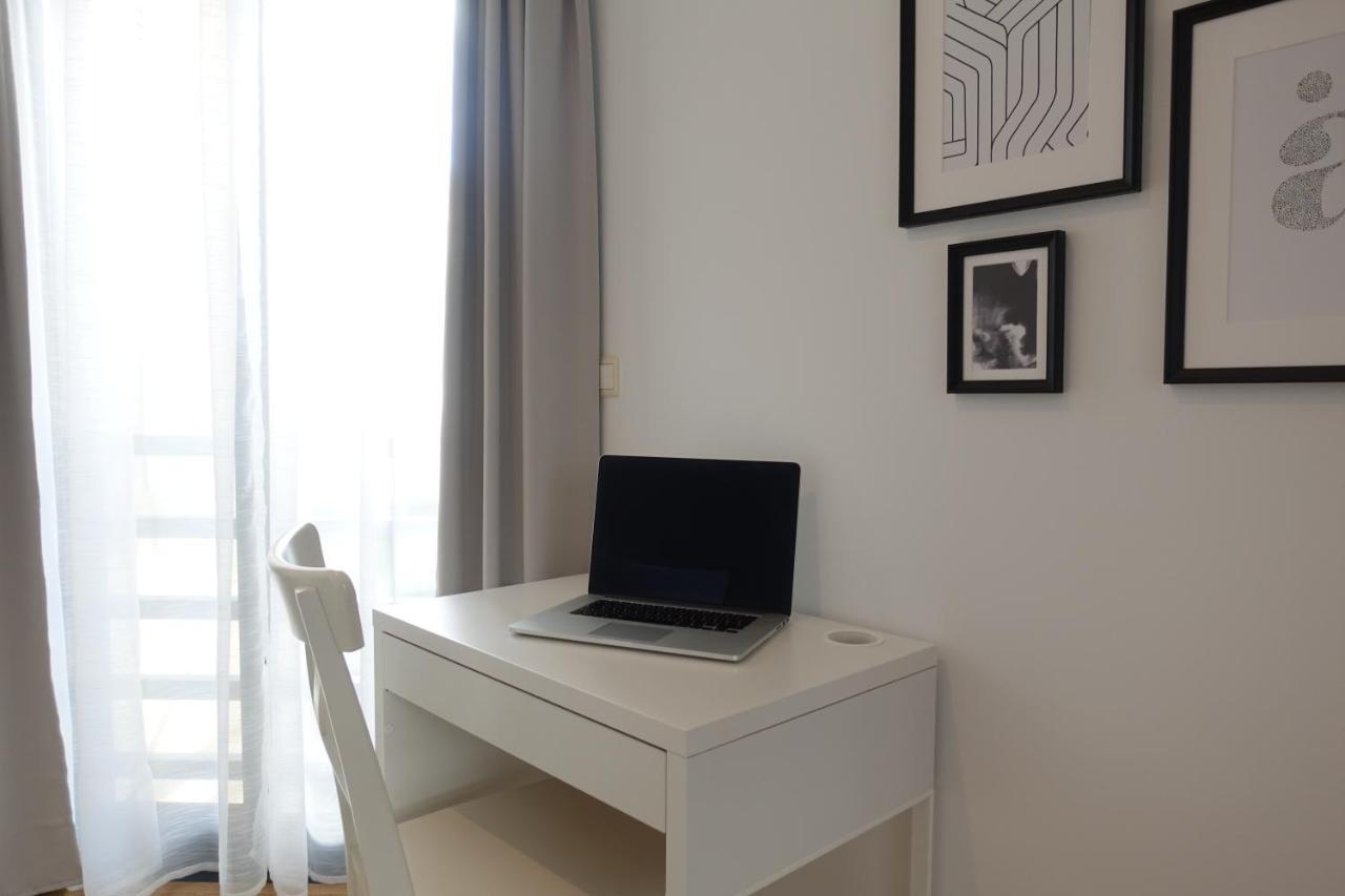 Em-Charming Apartment ปอนตาเดลกาดา ภายนอก รูปภาพ